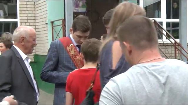 ВЫПУСКНОЙ 2016 ШКОЛА 36 РАБОЧИЙ МАТЕРИАЛ С ТВ смотреть онлайн
