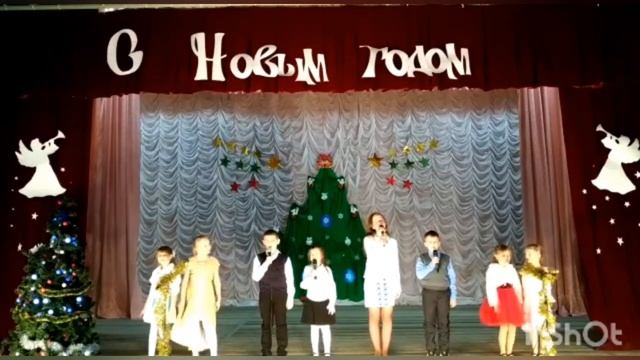 "Новый год,, подобно сказке, окружит нас волшебством" смотреть онлайн