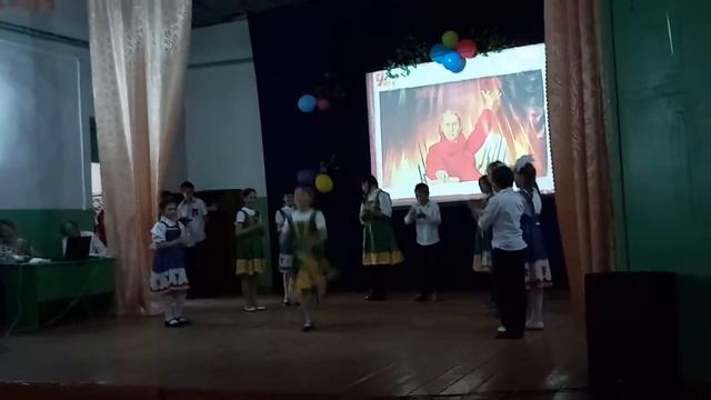 КОЛЛЕКТИВ "НЕЗАБУДКА" - Руководитель Палкина Н.Н. смотреть онлайн