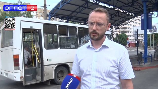Сотрудники Минтранса проверяют пассажирский транспорт в Донецке