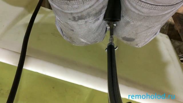 Трубка кондиционера Фольксваген Пассат, ремонт! смотреть онлайн