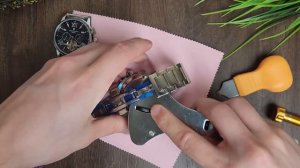 Как открыть крышку на наручных часах. Виды задних крышек