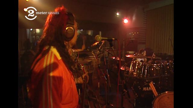 Sepultura - Roots Bloody Roots (Live on 2 Meter Sessions - previously unreleased) смотреть онлайн