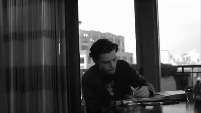 De-Vision – Be A Light To Yourself смотреть онлайн