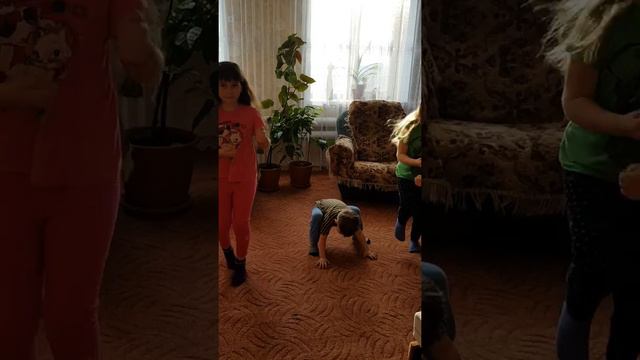 Вот и мы попробовали скуби ду па па смотреть онлайн