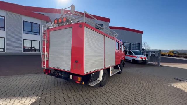 DAIMLER-BENZ - LK 814 F 4x2, Löschfahrzeug LF8 смотреть онлайн