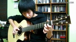 Очень красивая игра на гитаре! Музыка завораживает