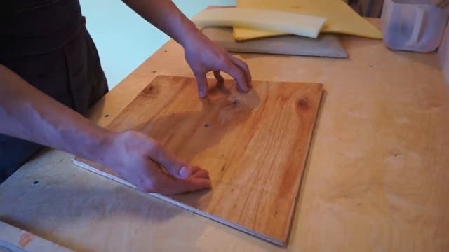 Сделать сиденье стула. Мастер-класс по перетяжке сидения стула. Seat upholstery for chair's. смотреть онлайн