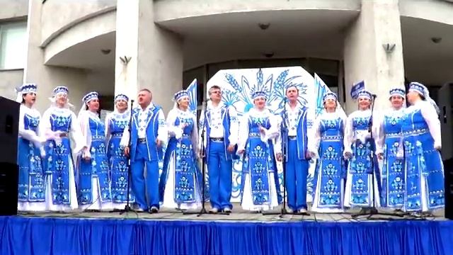 Народный ансамбль народной песни и музыки =Случчанские святки= =Гэй, мой конік вараны= смотреть онлайн