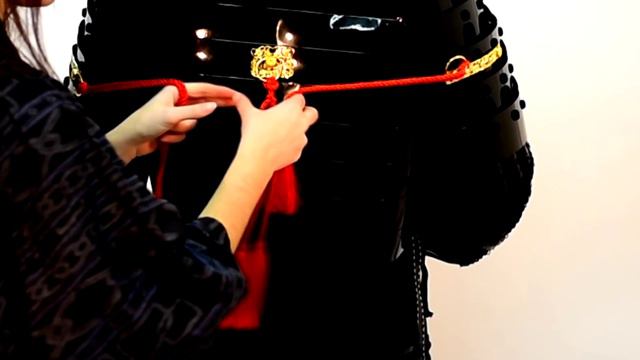 Wearing Samurai Armour - Step by Step смотреть онлайн