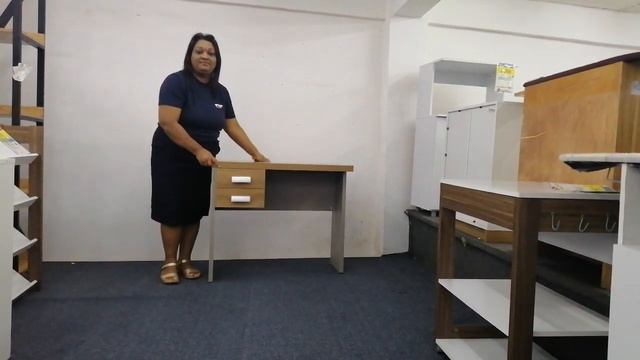 Office Desk Studio 0.9 смотреть онлайн
