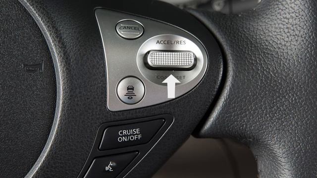 2019 Nissan Sentra - Intelligent Cruise Control (ICC) (if so equipped) смотреть онлайн