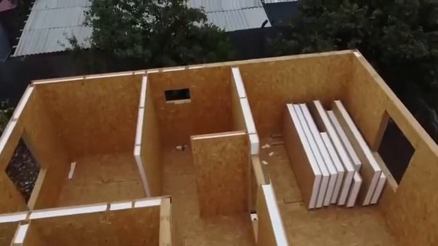 Пример Видеоотчета о этапе строительства дома из СИП-панелей компанией "Ангарский Дом" смотреть онлайн