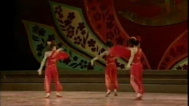 Chinese Dance смотреть онлайн