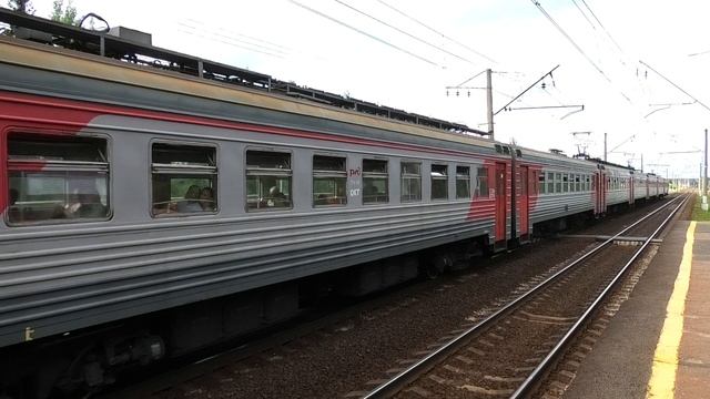 ЭТ2М-037 сообщением Санкт-Петербург — Посёлок делает остановку на о.п. 46 км смотреть онлайн
