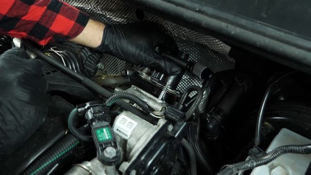 How to replace the EGR valve Duster 1 1.5 dCi ♻️ смотреть онлайн