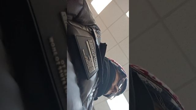 идём в магазин и у нас есть 200 и что мы купим ( с другом) смотреть онлайн