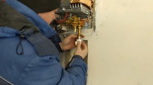 Как установить газовый проточный водонагреватель своими руками.