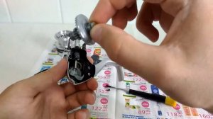 Видеообзор катушки Daiwa Sweepfire E 2500 по заказу Fmagazin. Разбор и замена втулок на подшипники.