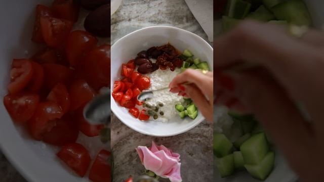 5 minute cottage cheese lunch bowl - these are so good and satisfying! #lunch #cottagecheese #recip смотреть онлайн