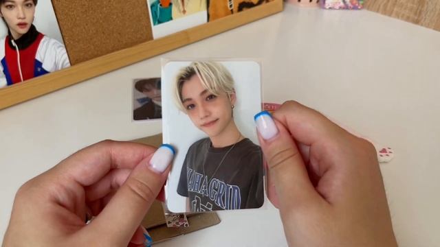 ? k-pop unboxing stray kids | felix collection | распаковка карт стрэй кидс ❤️ смотреть онлайн
