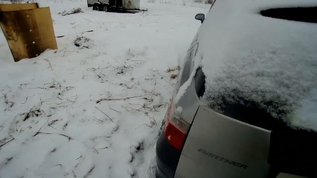 Расчистка копыт своими силами, окоты у овец. Очередной обзор хозяйства. смотреть онлайн