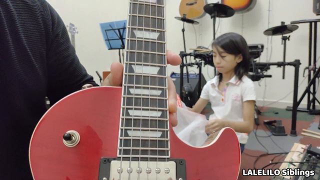 NEW EPIPHONE LES PAUL MODERN UNBOXING!!! смотреть онлайн