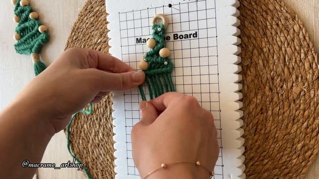 Macrame Tutorial, мастер класс макраме для начинающих елка, новогодний декор макраме смотреть онлайн