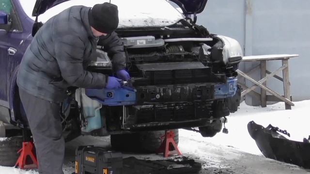 Ford Escape 2,5 SE смотреть онлайн