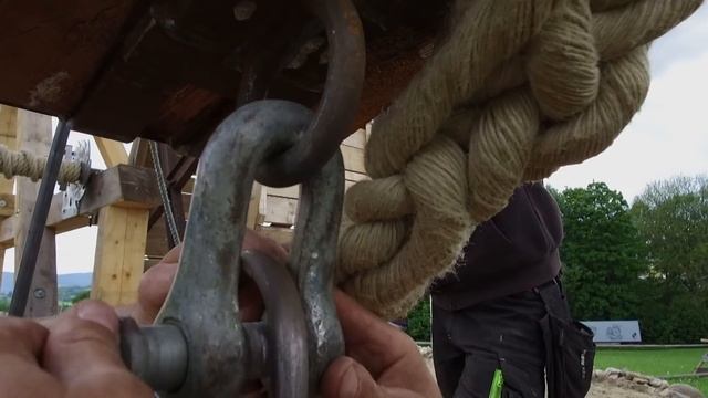 Giant Trebuchet: Daily Planet