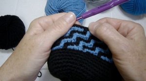 Мозаичное вязание крючком для начинающих - как связать сумку. Mosaic Crochet Bag Pattern