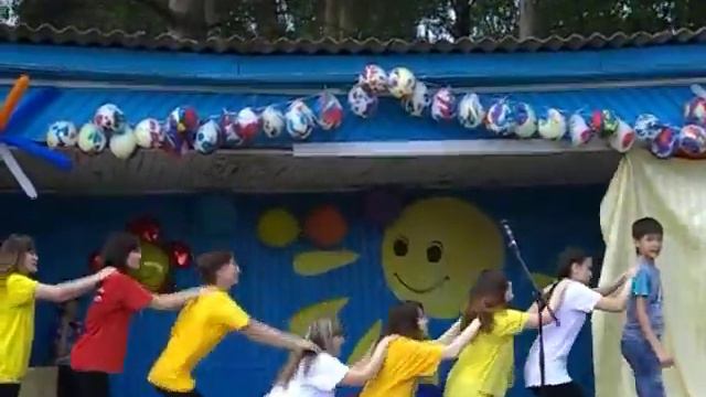 вставай,с первыми лучами,вставай!!!!!)))) смотреть онлайн