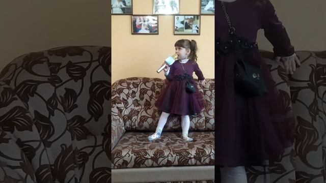 По пути поймал лягушку😜 смотреть онлайн