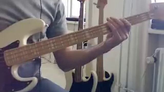 L40 Bluesy bass G7 w doublestops смотреть онлайн