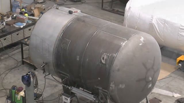 Из чего состоит транспортная цистерна? Показываем в этом видео! смотреть онлайн