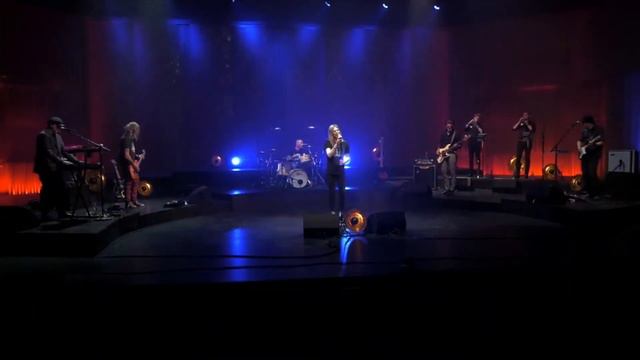 En apa som liknar dig - Venuspassagen live från Gävle Konserthus 2020 смотреть онлайн