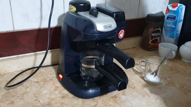 طريقه استخدام ماكينه القهوه ديلونجي Ec9 مبسطه delonghi ec9 смотреть онлайн