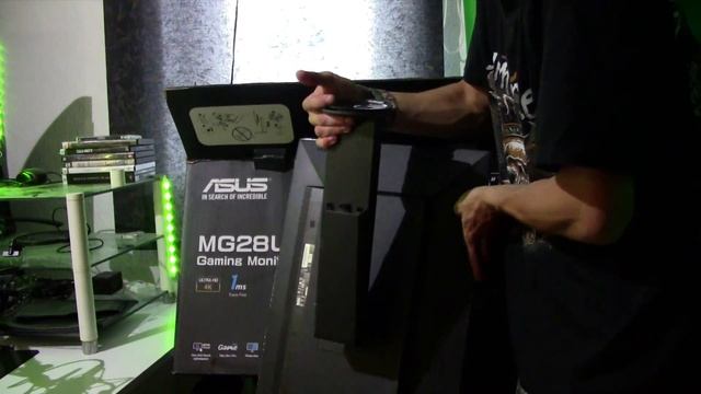 Unboxing MG28UQ Gaming Monitor смотреть онлайн