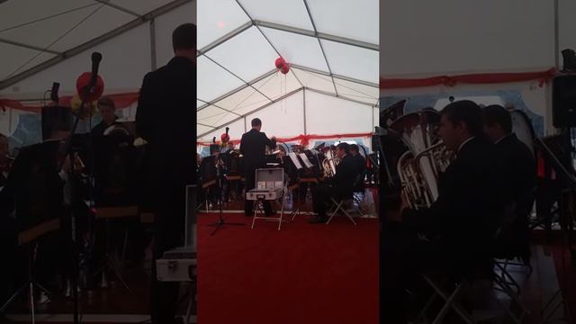 Mount Charles Band - Jurassic Park смотреть онлайн
