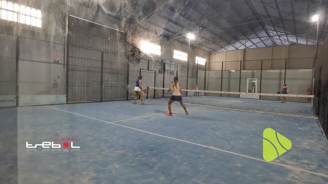 Vamos Pádel. Nuria Vivancos y Marta Borrero contra Marina García y Olga Pedrera. ABS 6000 de la FAP смотреть онлайн