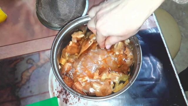 РУЛЕТ из ИНДЕЙКИ в ЛУКОВОЙ ШЕЛУХЕ/ Быстро и вкусно. смотреть онлайн