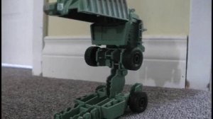 "Constructicons! Transform into Devastator!" (Stop-Motion Devastator Test)