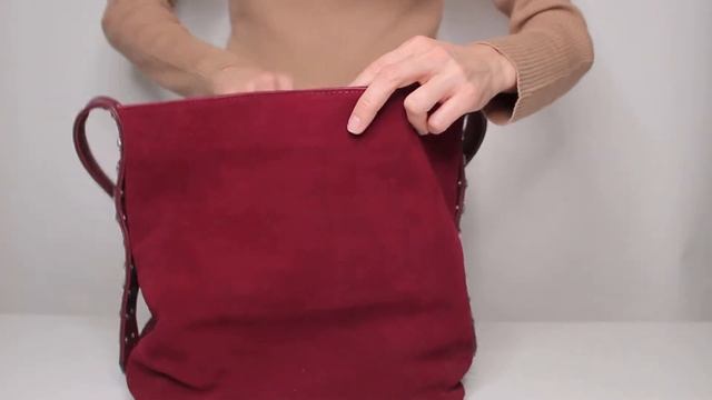 КОМБИНИРОВАННАЯ СУМКА-ХОБО С ЗАКЛЕПКАМИ ОПТОМ | ОБЗОР смотреть онлайн