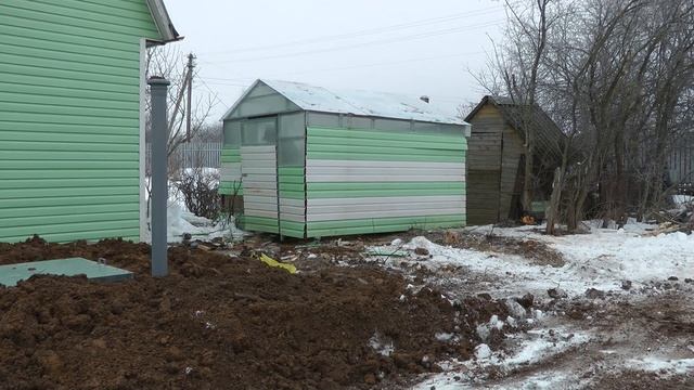 Очередная авантюра на дачном участке! смотреть онлайн
