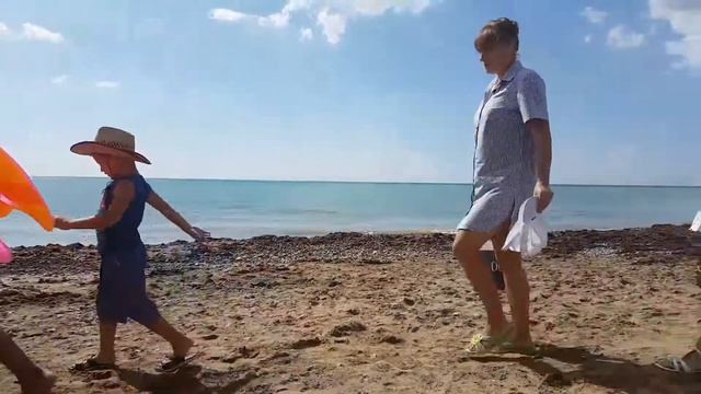 Крым 2017. "Тихая бухта" у Коктебеля. Детям в радость! смотреть онлайн