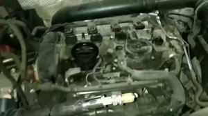 Троит двигатель Фольксваген Тигуан. Часть 1. Замена свечей