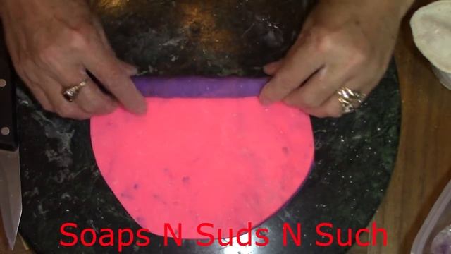 How to layer soap colors to make cool affects, how to make soap embeds 2 recipes below - long versi смотреть онлайн