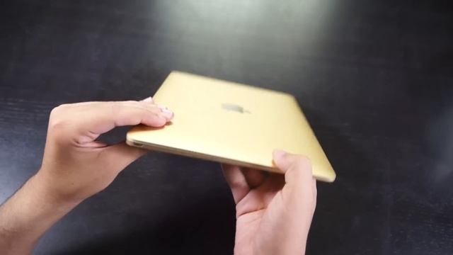 فتح صندوق و الأنطباع الأولي للحاسب المحمول MacBook نسخة 2015 смотреть онлайн