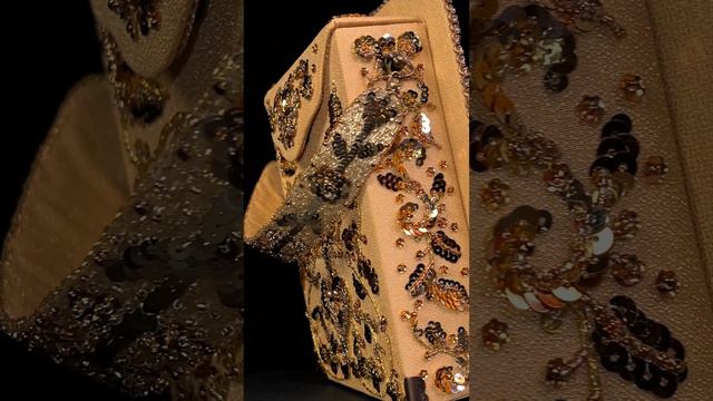 Сумочка "Роскошь Ренессанса" от Ирины Таракашовой 🤩
Победитель Большого конкурса Greenbird 2024 🌟 смотреть онлайн