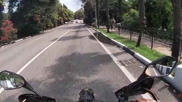 Поездка на тюнингованом суроне (SUR-RON X) по сочи. смотреть онлайн